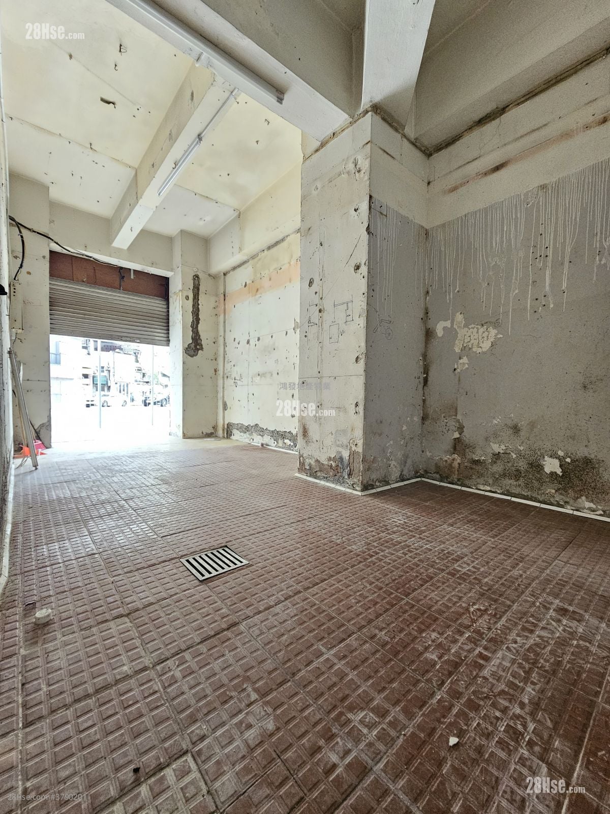 Kam Yuen Building Rental Studio