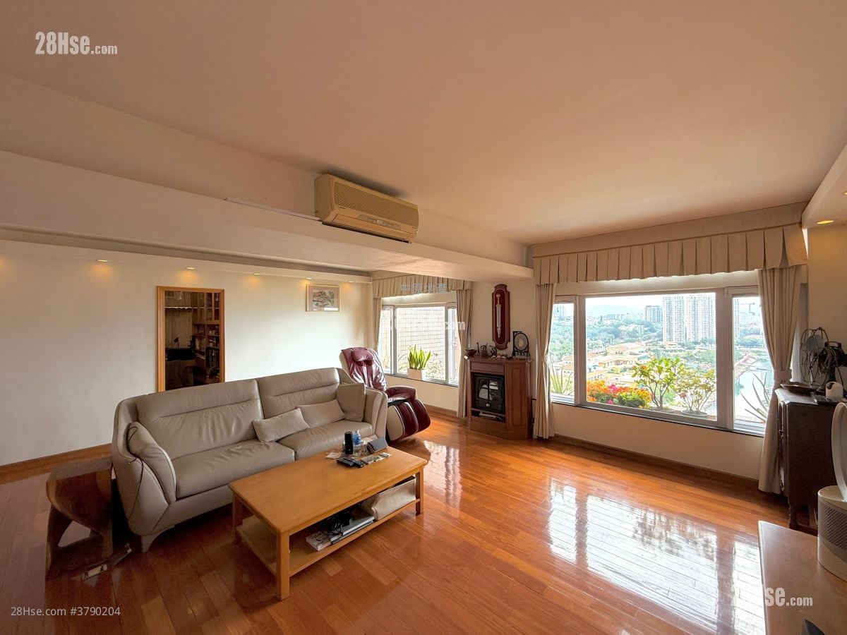 香港黄金海岸 售盘 3 房 , 2 浴室 576 平方尺