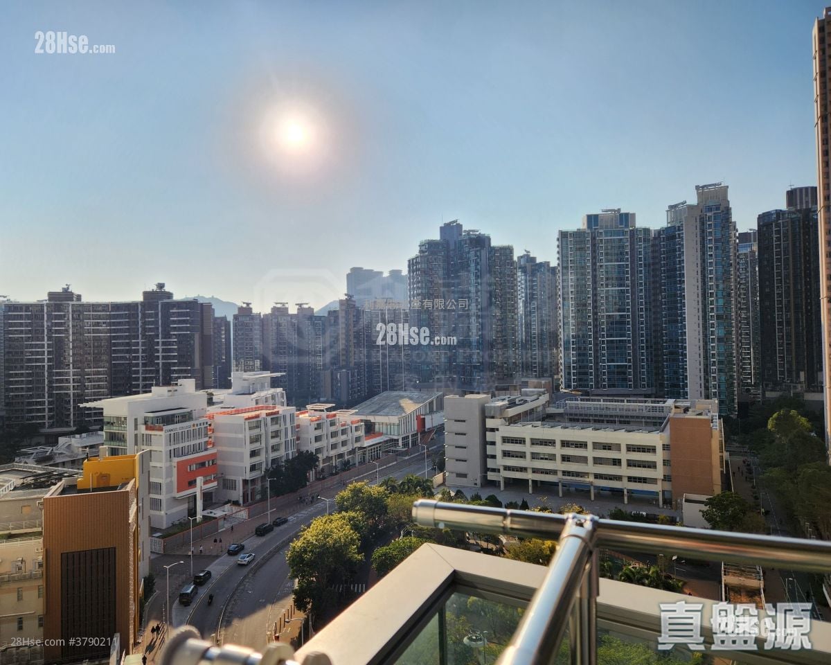 Savannah Sell 2 Bedrooms , 1 Bathroom 464 ft²