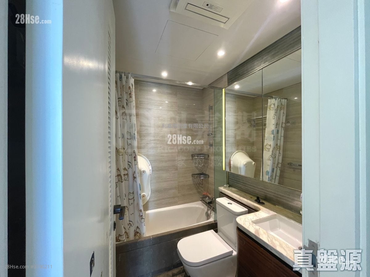 Savannah Sell 2 Bedrooms , 1 Bathroom 464 ft²