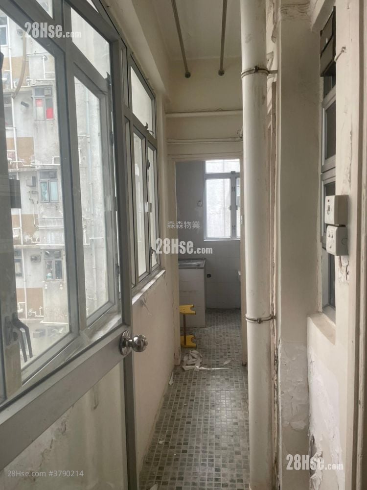 孔雀道唐一楼 租盘 2 房 , 1 浴室 758 平方尺