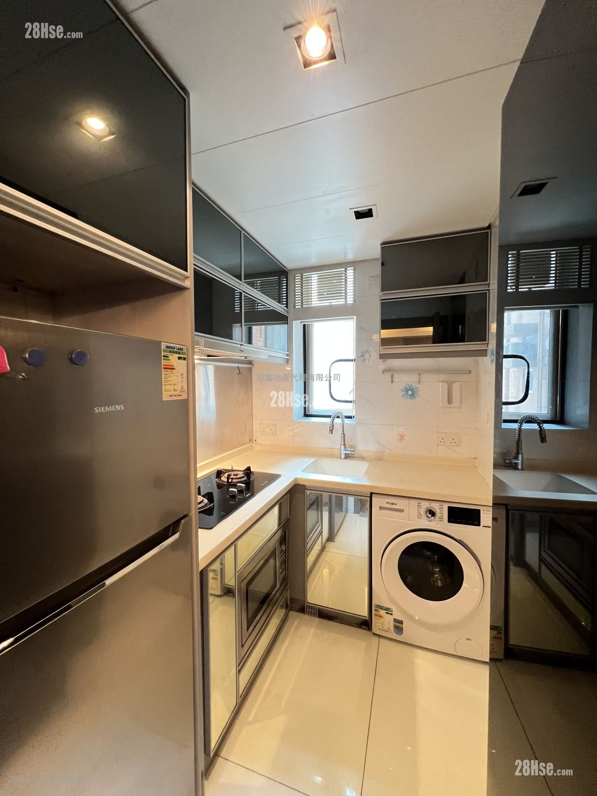 Harbour Place Rental 2 Bedrooms , 1 Bathroom 589 ft²