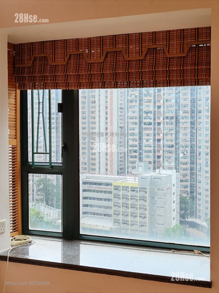 灝景灣 售盤 3 房 , 2 浴室 684 平方呎