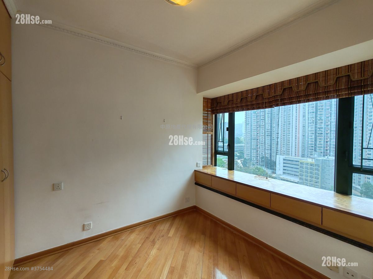 灝景灣 售盤 3 房 , 2 浴室 684 平方呎