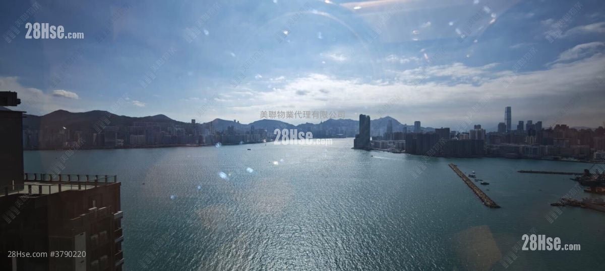 Pano Harbour Sell 4 Bedrooms , 2 Bathrooms 1,523 ft²