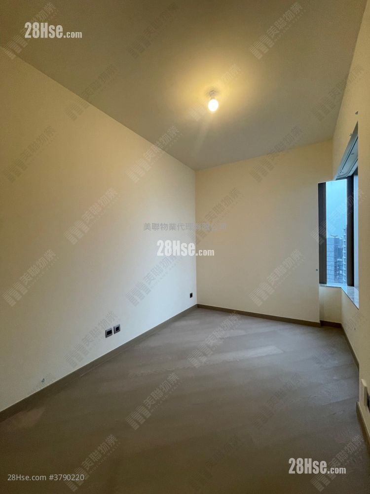 Pano Harbour Sell 4 Bedrooms , 2 Bathrooms 1,523 ft²