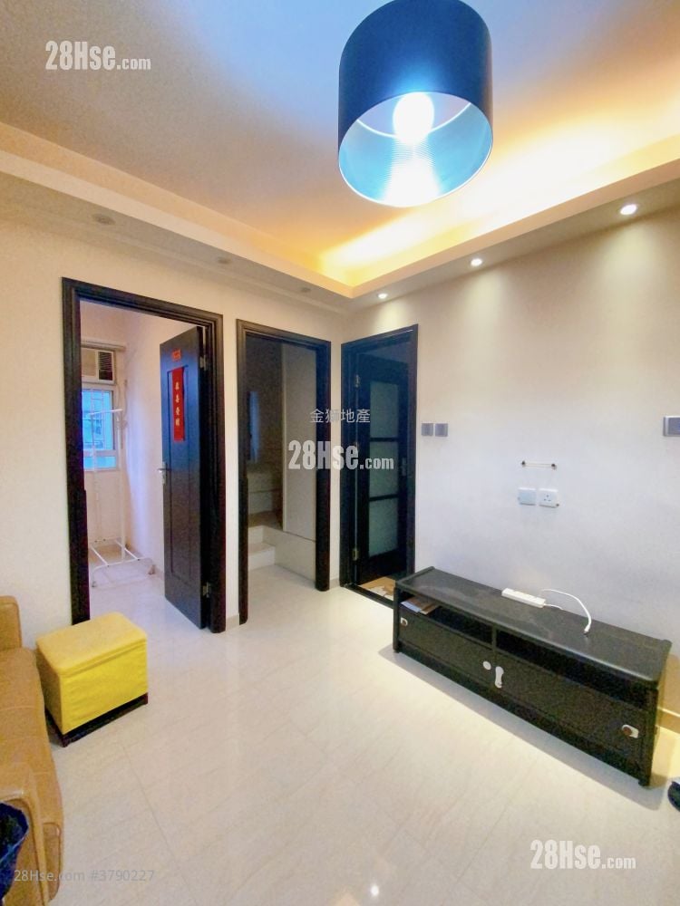 Golden Lion Garden Sell 2 Bedrooms 285 ft²