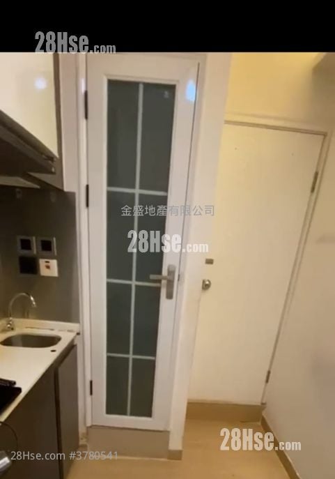 单幢楼房 租盘 1 浴室 120 平方尺