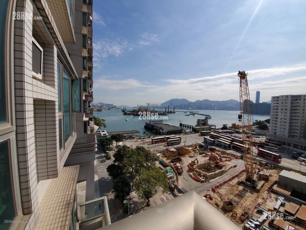 Grand Waterfront Rental 3 Bedrooms , 1 Bathroom 546 ft²