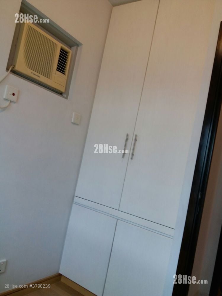 Grand Waterfront Rental 3 Bedrooms , 1 Bathroom 546 ft²