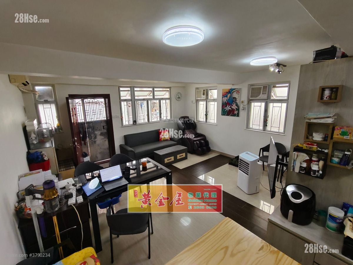 村屋 售盘 3 房 , 2 浴室