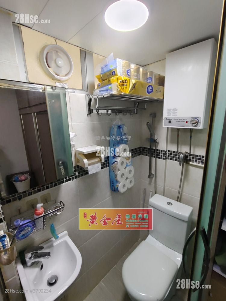 村屋 售盘 3 房 , 2 浴室