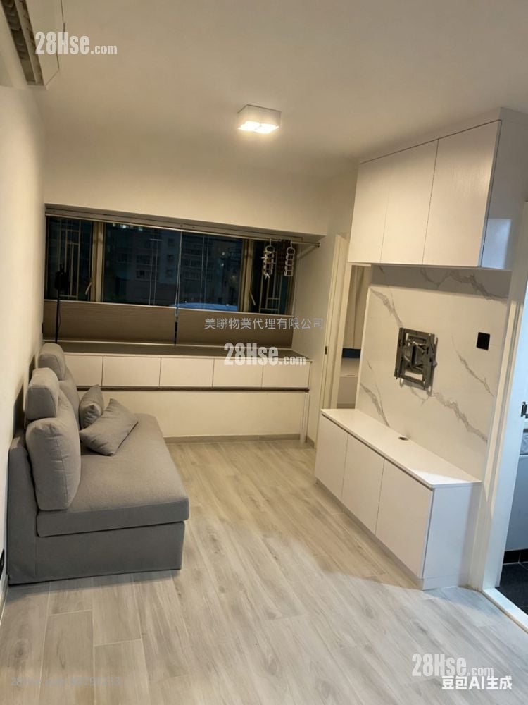 Park Central Sell 2 Bedrooms 384 ft²