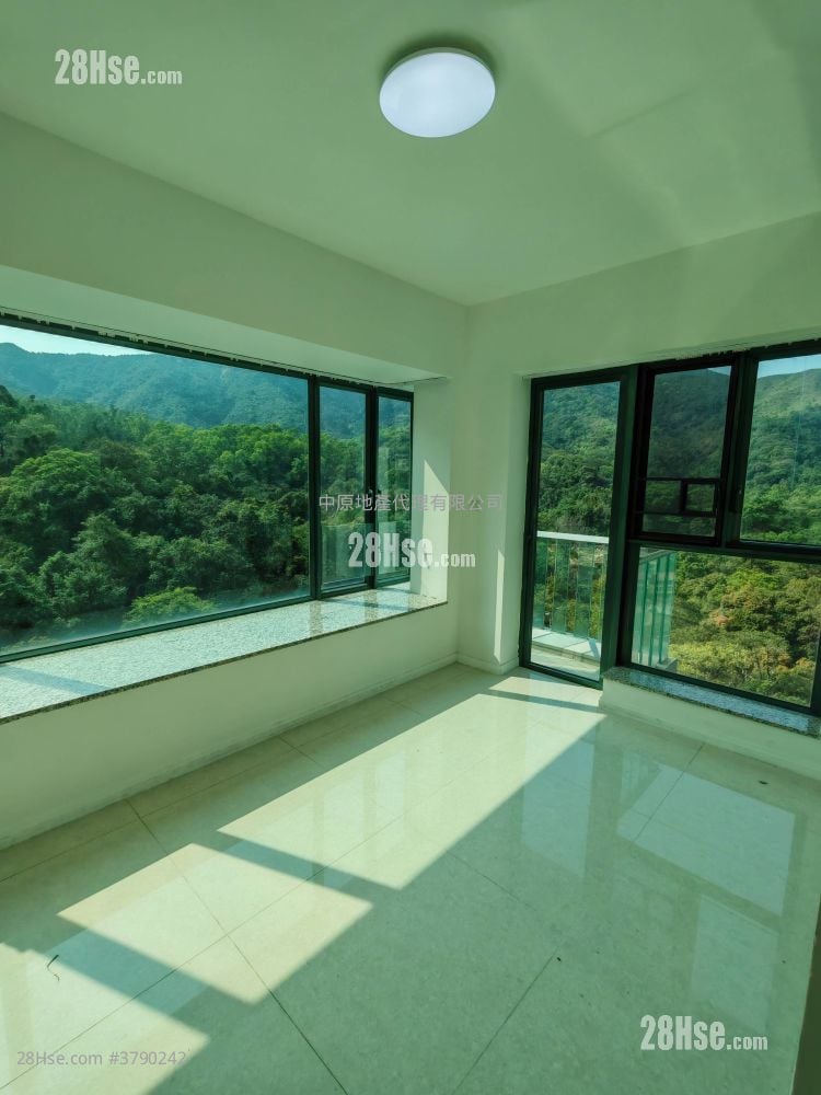 Mont Vert Rental 3 Bedrooms 751 ft²