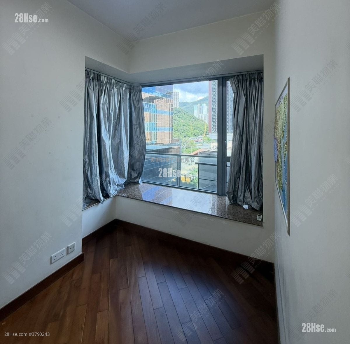 The Palazzo Sell 3 Bedrooms 696 ft²