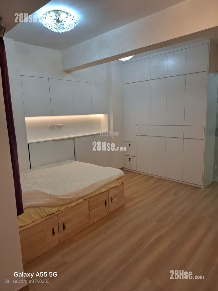 Tak Lee Building Rental Studio , 1 Bathroom 321 ft²