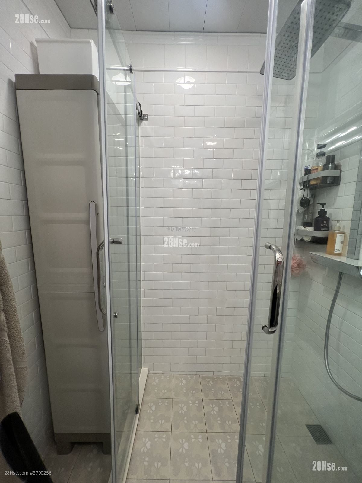 太古城 售盘 4 房 , 2 浴室 1,114 平方尺