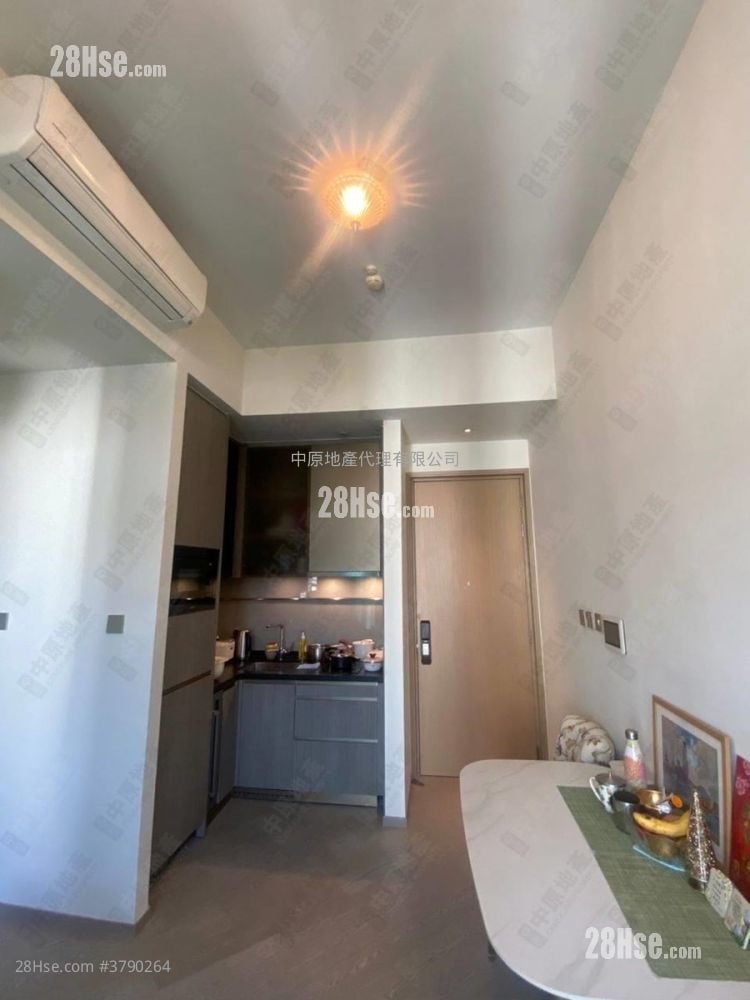 晟林 售盘 2 房 402 平方尺