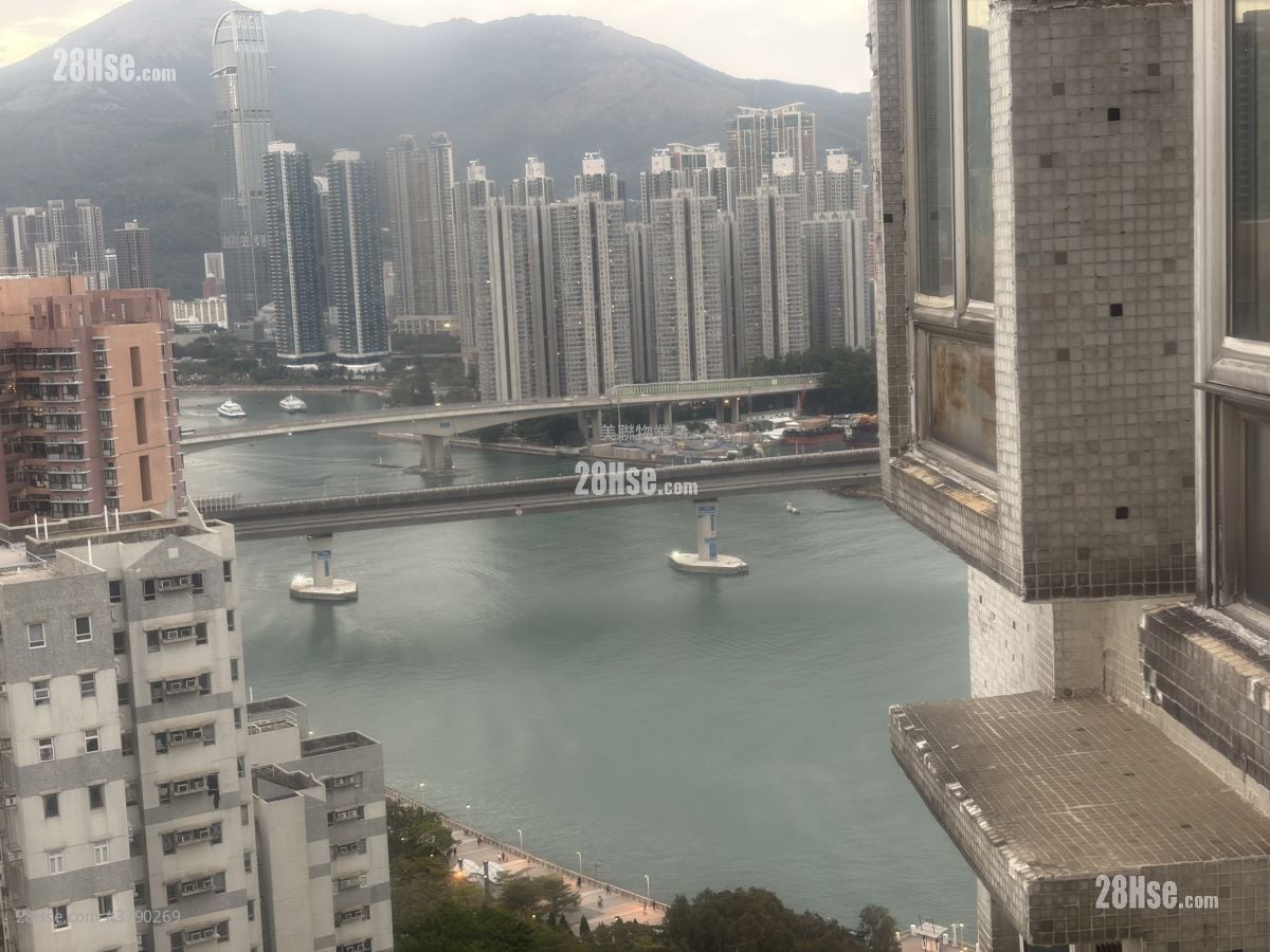 Greenfield Garden Rental 1 Bedroom , 1 Bathroom 386 ft²