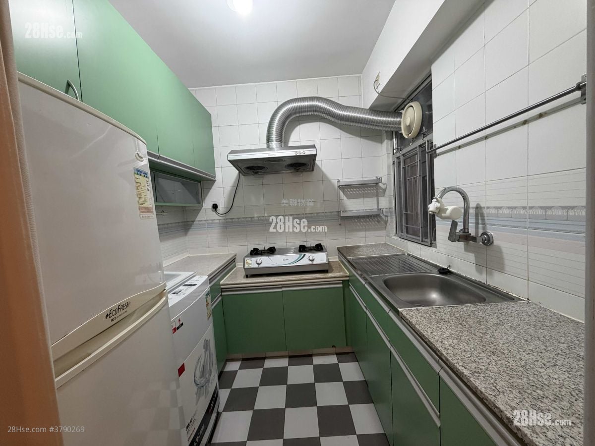 Greenfield Garden Rental 1 Bedroom , 1 Bathroom 386 ft²