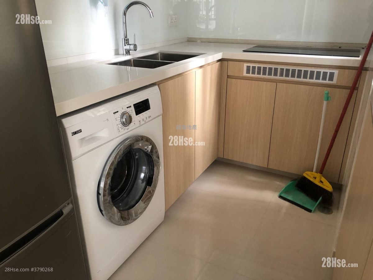 Well On Garden Sell 3 Bedrooms , 1 Bathroom 502 ft²