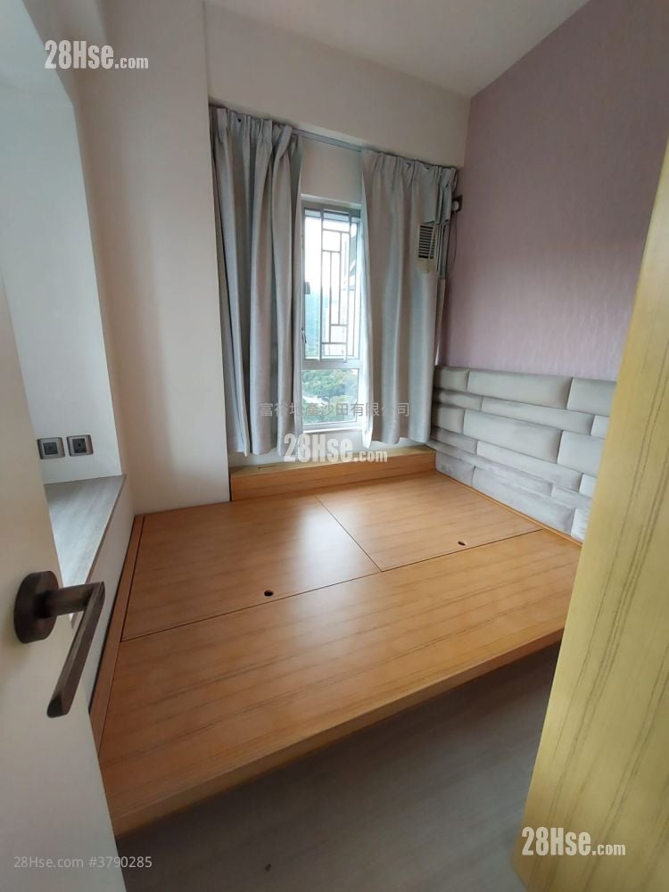 Golden Lion Garden Rental 2 Bedrooms , 1 Bathroom 336 ft²