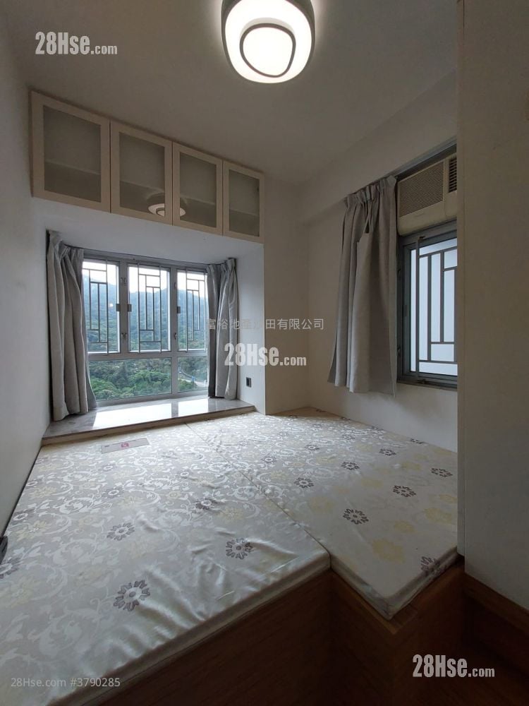 Golden Lion Garden Rental 2 Bedrooms , 1 Bathroom 336 ft²