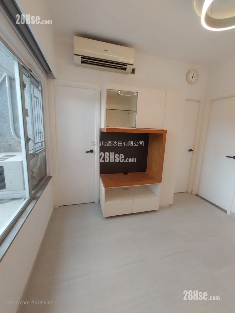 Golden Lion Garden Rental 2 Bedrooms , 1 Bathroom 336 ft²