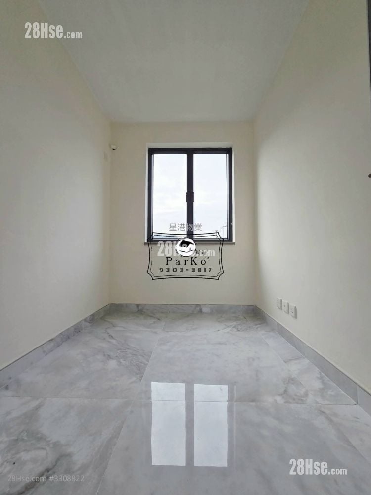 村屋 售盤 3 房 , 2 浴室 700 平方呎