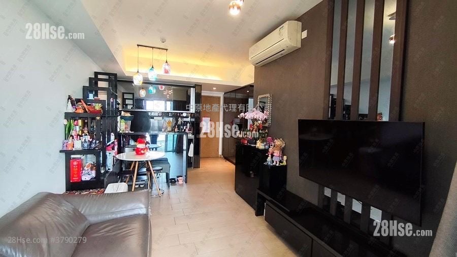 Century Link Rental 3 Bedrooms , 2 Bathrooms 601 ft²