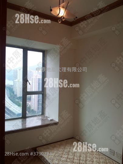 盈翠半岛 售盘 3 房 675 平方尺