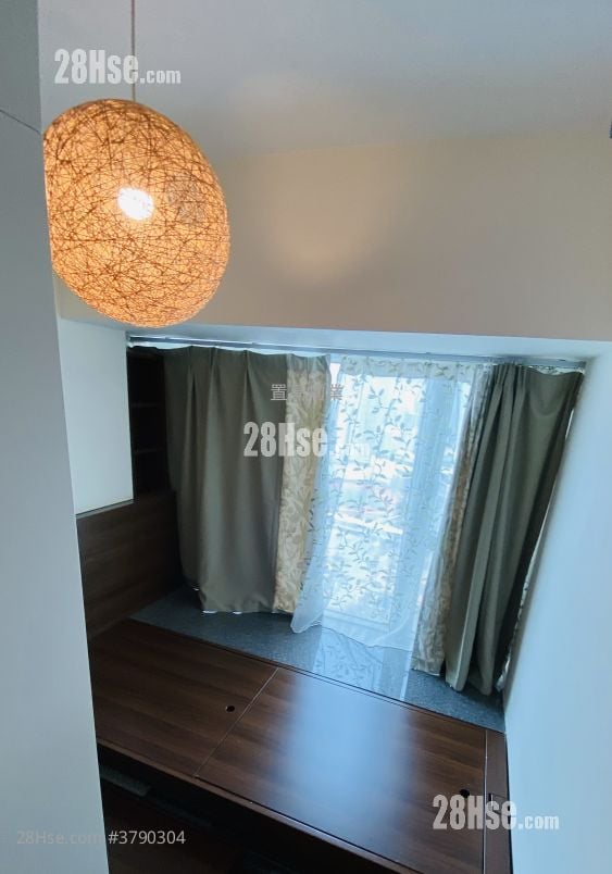 Grand Waterfront Rental 2 Bedrooms , 1 Bathroom 367 ft²