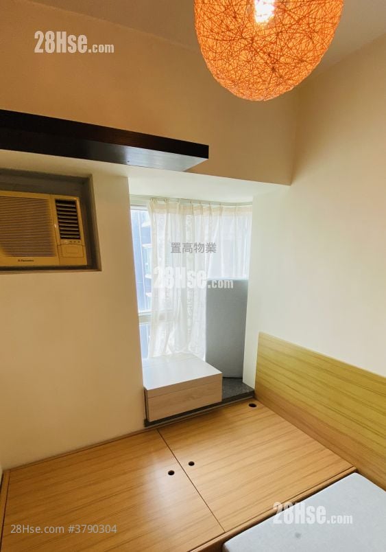 Grand Waterfront Rental 2 Bedrooms , 1 Bathroom 367 ft²