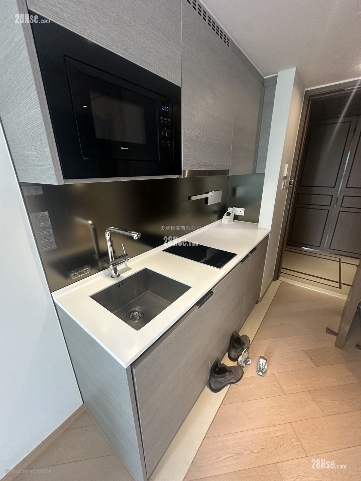 Upper East Rental Studio , 1 Bathroom 194 ft²