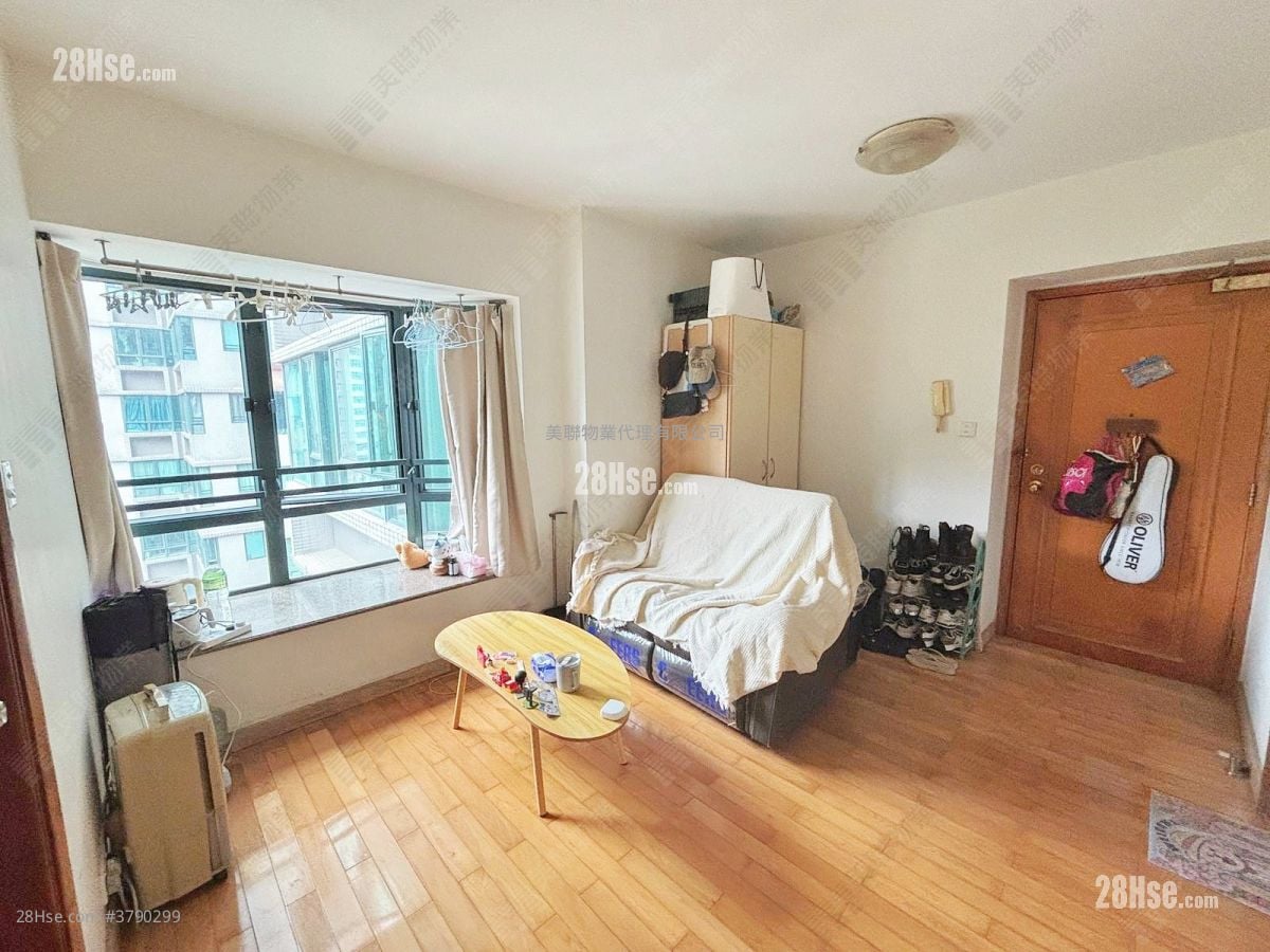 The Metro City Rental 2 Bedrooms , 1 Bathroom 363 ft²