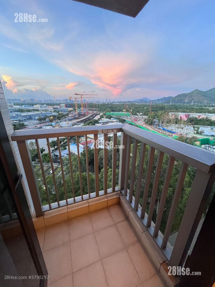 Twin Regency Sell 2 Bedrooms 454 ft²