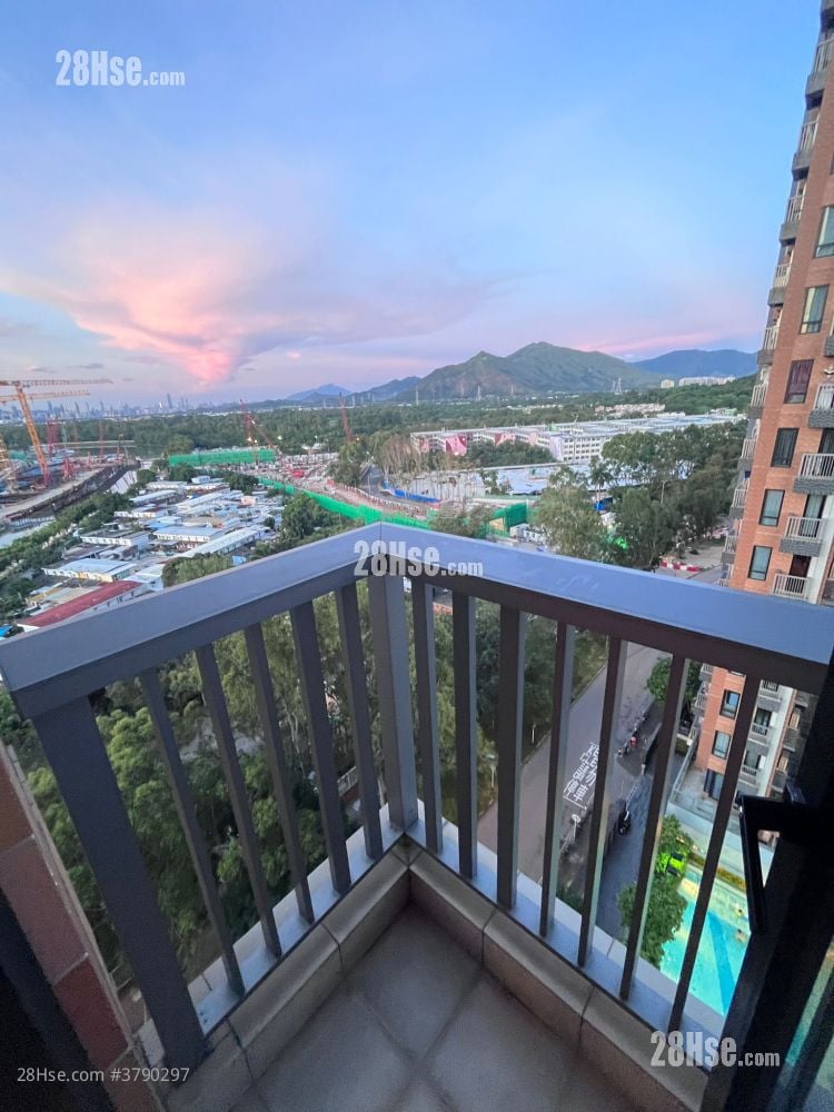 Twin Regency Sell 2 Bedrooms 454 ft²