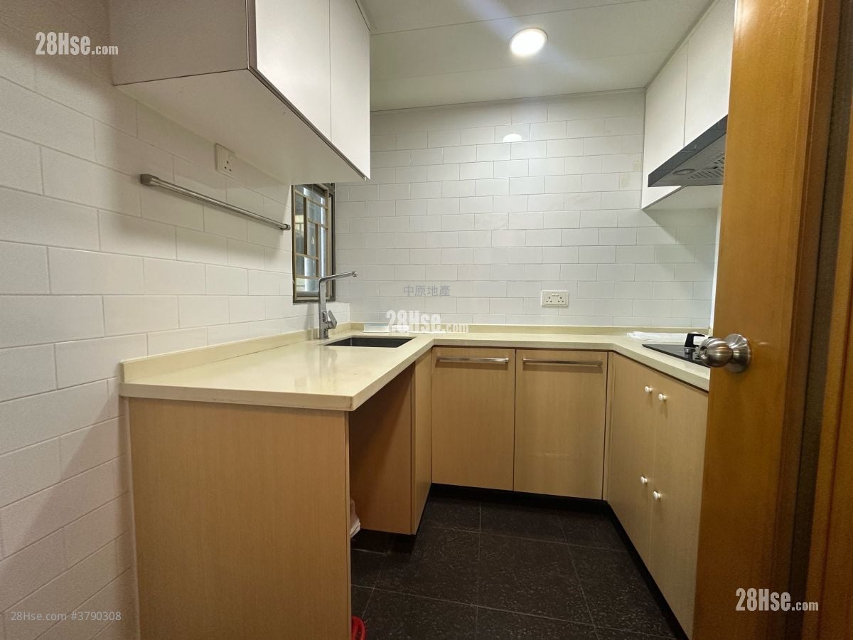 Yoho Town 售盘 2 房 463 平方尺