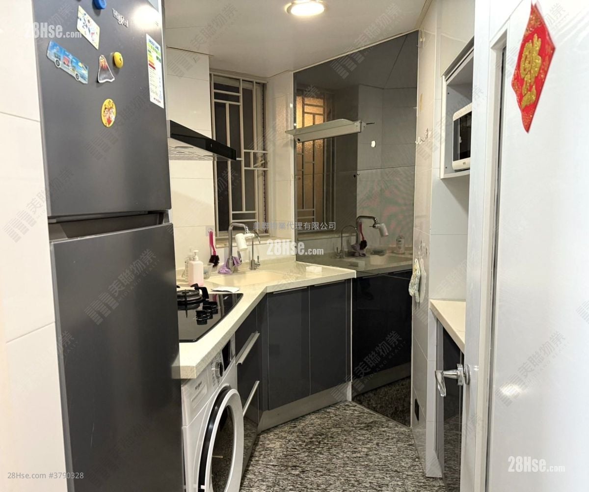 名城 售盘 3 房 , 2 浴室 784 平方尺