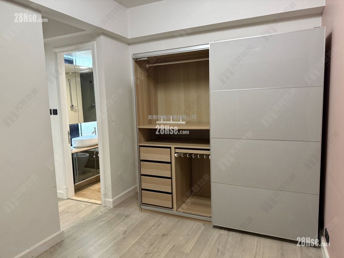 名城 售盘 3 房 , 2 浴室 784 平方尺