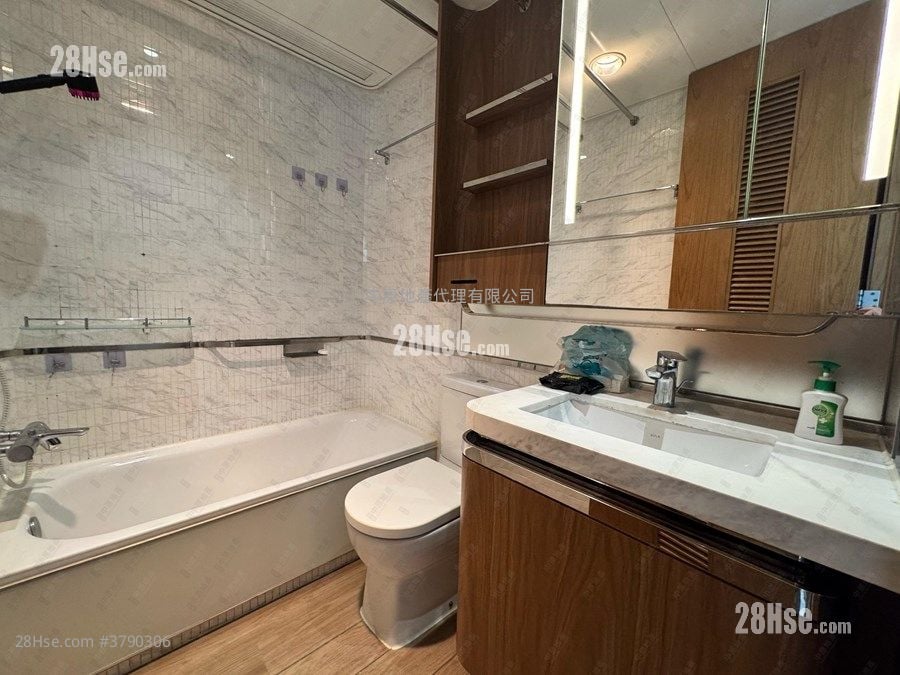 The Pavilia Bay Sell 2 Bedrooms , 1 Bathroom 525 ft²