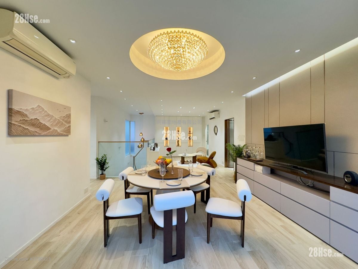 Sau Lai Garden Sell 5+ Bedrooms , 3 Bathrooms 2,655 ft²
