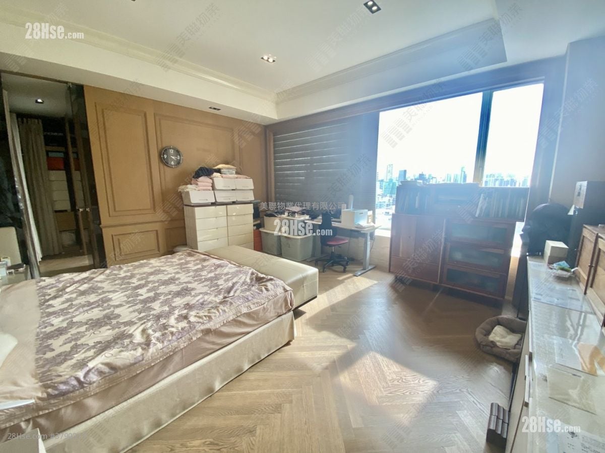 书院道8号 售盘 4 房 2,671 平方尺