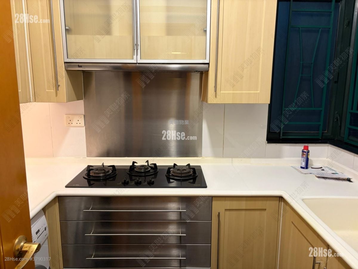 Villa Esplanada Sell 3 Bedrooms , 2 Bathrooms 684 ft²