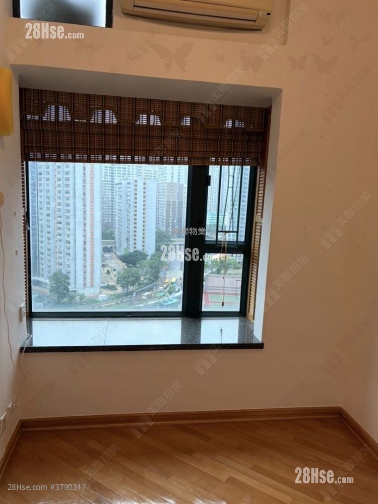 Villa Esplanada Sell 3 Bedrooms , 2 Bathrooms 684 ft²