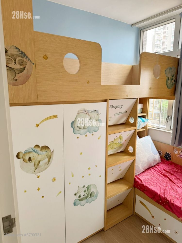 Yat Nga Court Rental 443 ft²