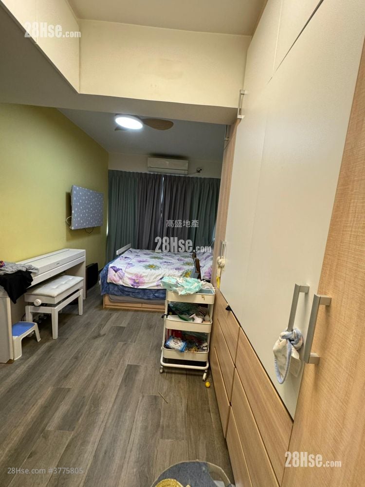 钻石楼 售盘 3 房 , 2 浴室 863 平方尺