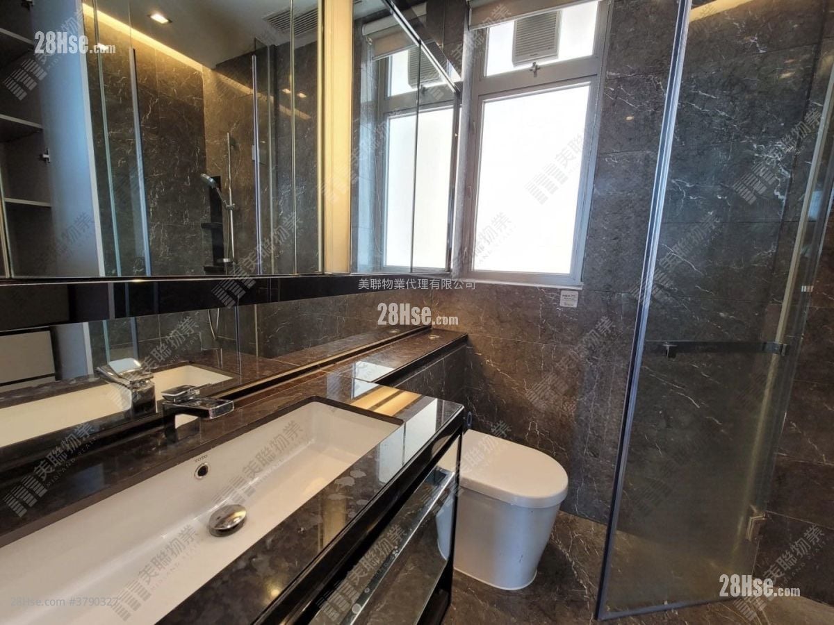 The Wings Rental 3 Bedrooms , 3 Bathrooms 892 ft²