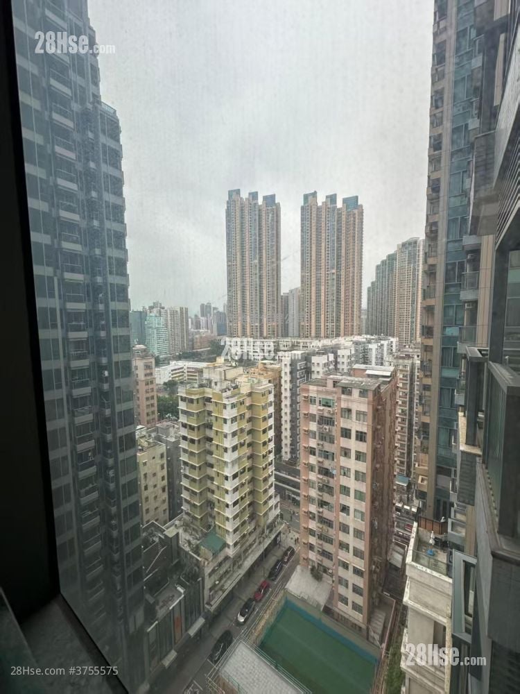 Park Summit Rental Studio , 1 Bathroom 274 ft²