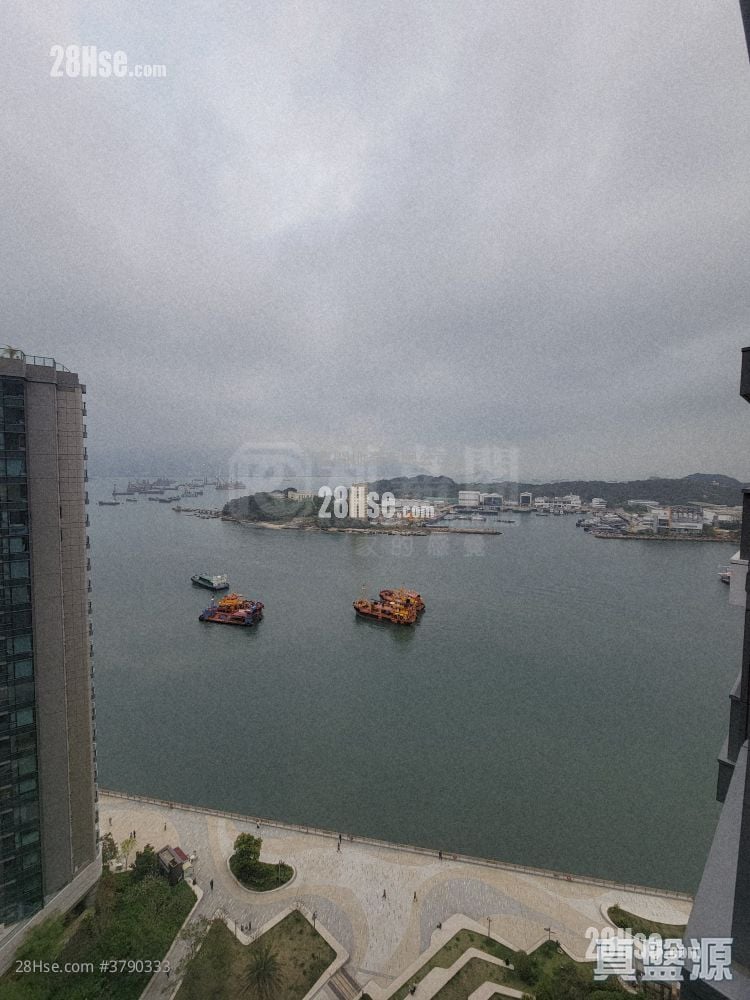 Grand Victoria Rental 2 Bedrooms , 1 Bathroom 532 ft²